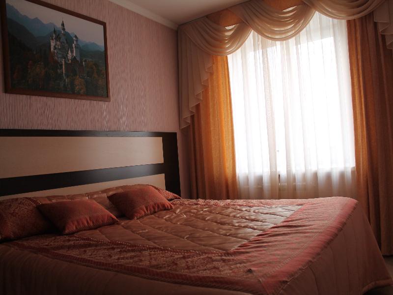 Sky Hotel Krasnoïarsk Extérieur photo