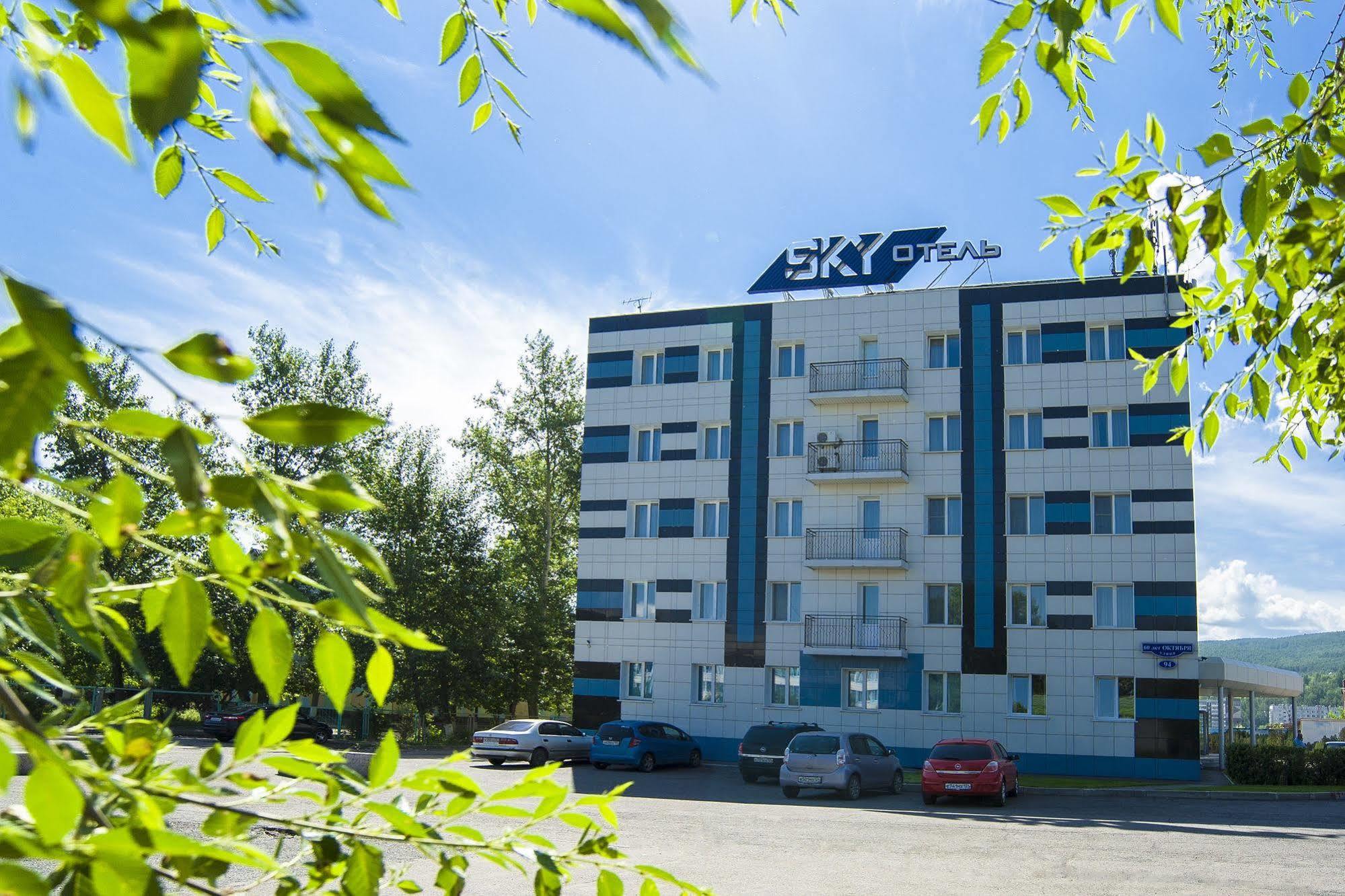 Sky Hotel Krasnoïarsk Extérieur photo